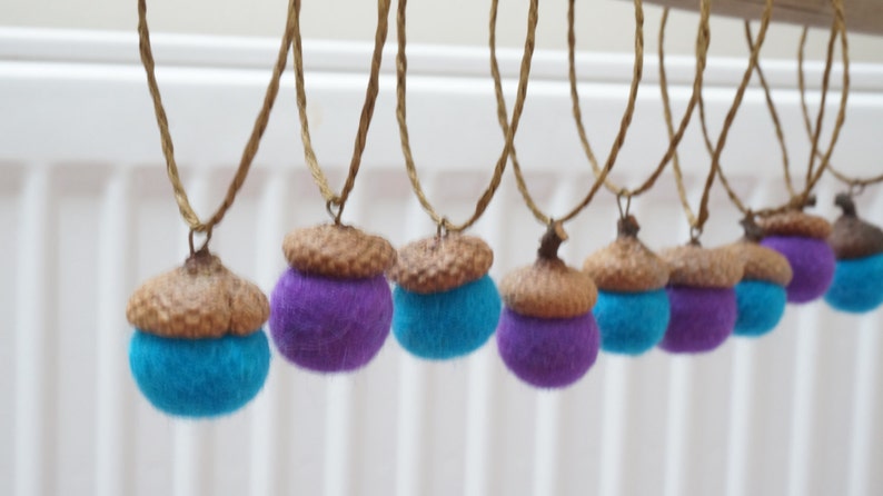 10 felted acorns ornament natural caps wool balls 0.75 1 in. size home Christmas tree hanging bauble decoration red purple turquoise Purple/turquoise