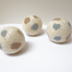 Wool dryer balls, large, set of 3, natural non dyed, felted, polka dots white beige grey brown laundry cat dog pet baby children image 8