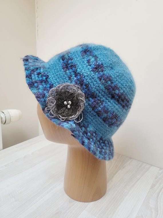 Women\'s Beautiful Style Crochet Blue Flower Brim Knit Winter Warm Hat Cap ✨ Keep warm and stylish with the Diamond Granny Stitch  main image 4