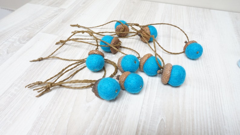 10 felted acorns ornament natural caps wool balls 0.75 1 in. size home Christmas tree hanging bauble decoration red purple turquoise Turquoise