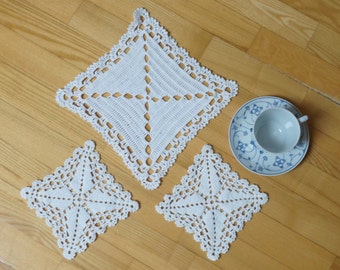 Set of 3 square white crochet round doily runner Coaster mat pad table placemat folk style flower openwork small cotton snowflake geometric