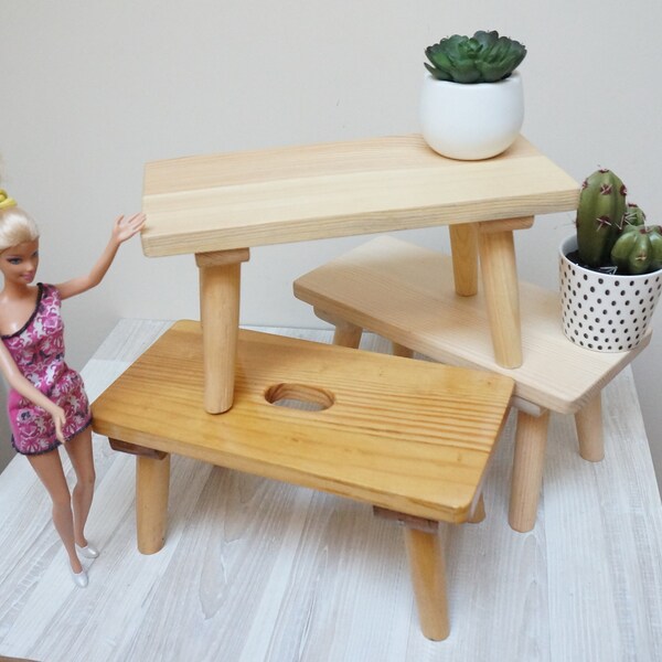 Petit tabouret en bois fait main, cache-pot, banc de fleurs pour enfants, meubles pour enfants, fini rétro, petit mini avec trou, repose-pieds rustique