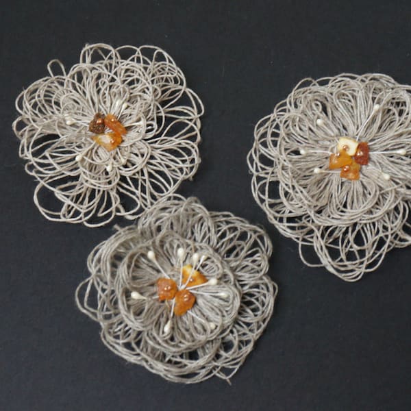 Set of 2 amber linen flax flowers pin brooch gray crochet Flower Rose women lot of party favor knit textile yarn decor bead Lithuanian