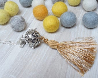 Bola Essential oil diffuser tassel Necklace minimalist felt ball blue yellow pink green bead handmade textile on chain pendant charm fringe