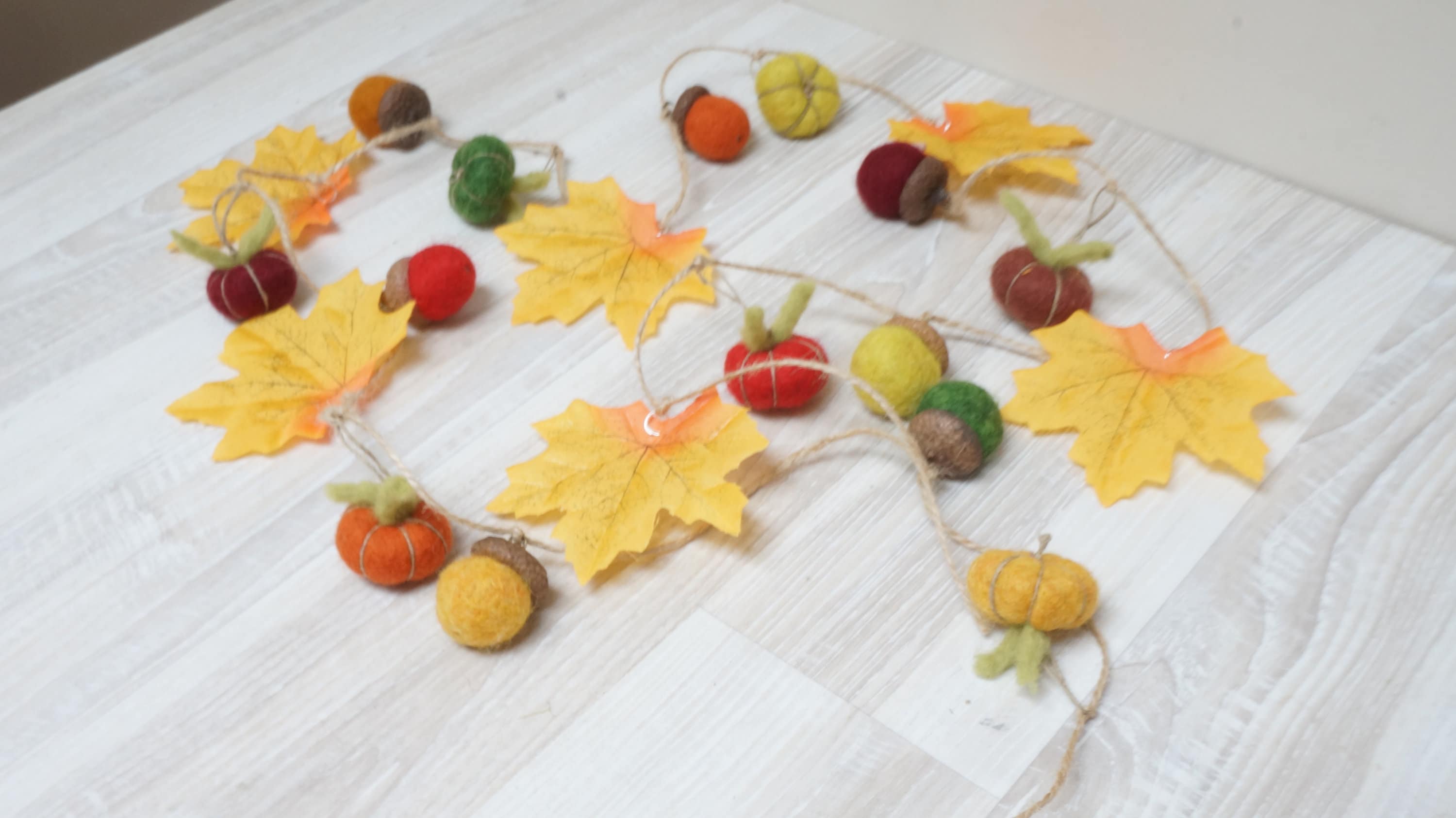 Herbst Thanksgiving Girlande Filzwolle Kürbis Eichel Blatt orange rot grün gelb Herbst Halloween Blätter Wimpelkette Dekoration Dekoration gefilzt