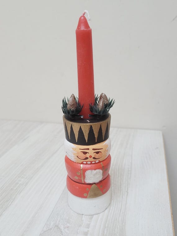 北欧雑貨 木製キャンドルホルダー 人形 蝋燭立  ニッセ 北欧雑貨 木製キャンドルホルダー 人形 蝋燭立 ニッセ