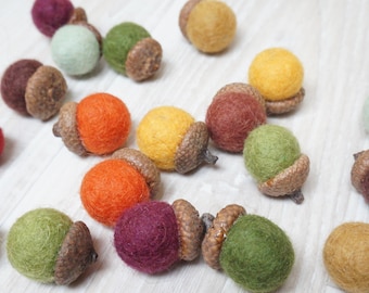 20 felted loose acorns assorted natural caps decor wool balls green yellow brown mustard potpourri red yellow orange woodland forest small