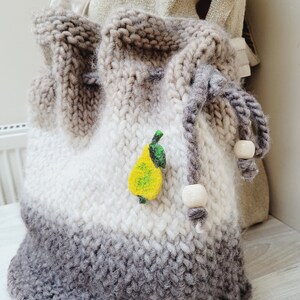 Ombre brown/beige needle knitted bucket bag, drawstring crochet handbag knit folk tote, shoulder wool knit striped handmade hobo style big 画像 4