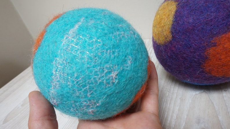 Big felt turquoise wool rattle ball, flower glitter extra large felted polka dots blue orange baby cat dog pet toddler toy game big children zdjęcie 5