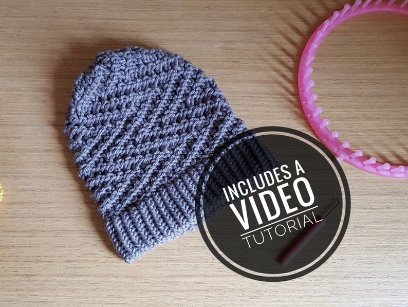 Loom Knit ZigZag Slouchy Beanie Hat Pattern + Video Tutorial image 1
