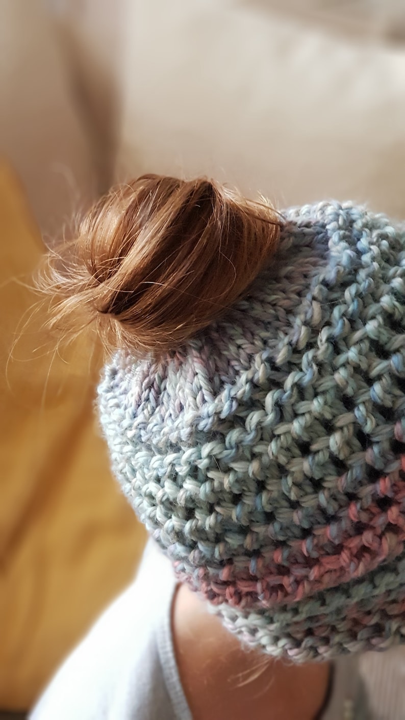 Loom Knit Messy Bun Hat / Ponytail Hat Pattern Video Etsy