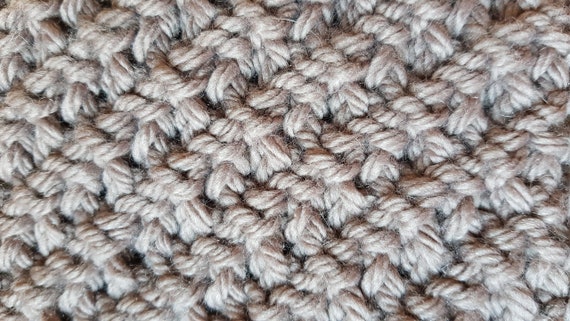 Loom Knit Diagonal Infinity Scarf Cowl Pattern Video Tutorial