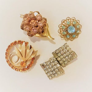 All That Glitters Vintage Costume Jewelry Brooches Earrings