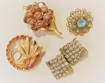 All That Glitters Vintage Costume Jewelry Brooches Earrings