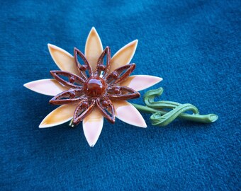 Vintage Flower Brooch 1950s Costume Jewelry Retro Chic Pin
