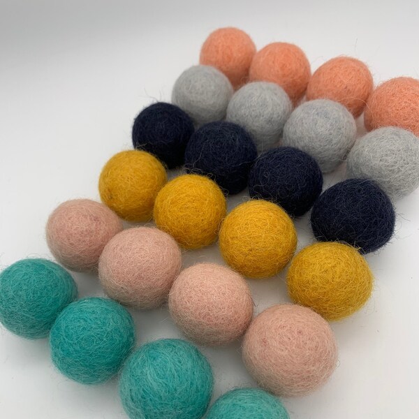 CLOSING DOWN Serenity Inspired Wool Felt Balls Mix - 3 Sizes / Felt balls / Wool Felt Balls / Pom Poms