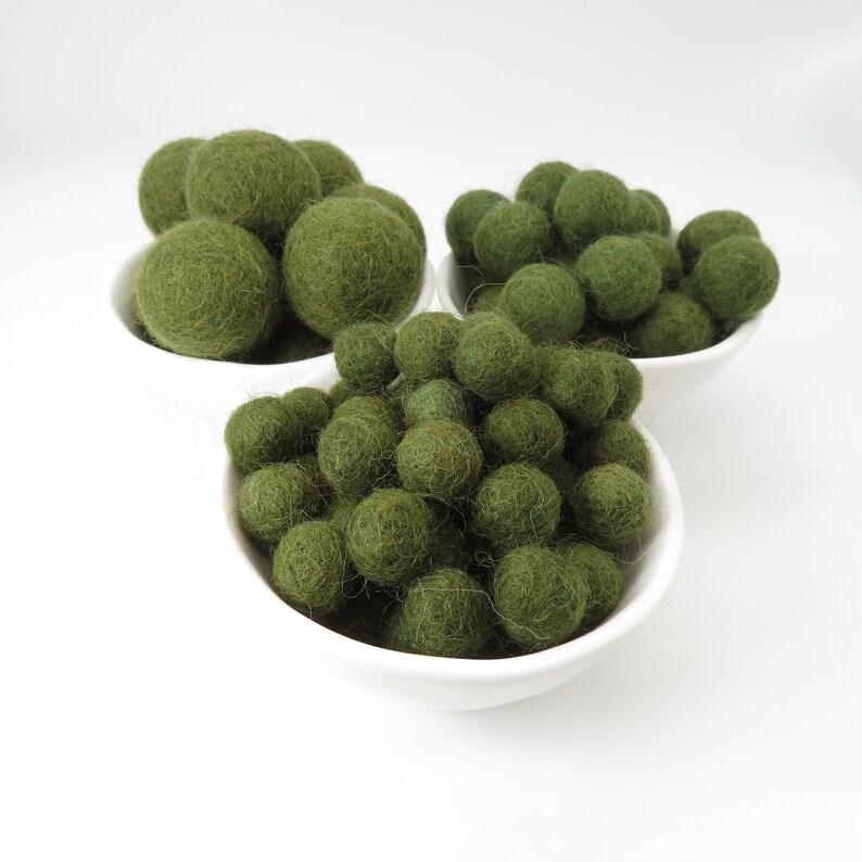 100/% Wool Felt Balls Felt balls Wool Felt Balls Pom Poms Avocado x 10-3 Sizes