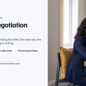 Puede incluir: Un producto digital titulado Principled Pitch para ofertas de trabajo en ventas con guiones de negociación salarial. El texto incluye Phone script, Counter-offer email, 11 levers beyond base y Best offer replies. Es una plantilla de Notion.