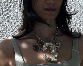 Iaera necklace