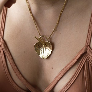 Anthurium lariat necklace image 2