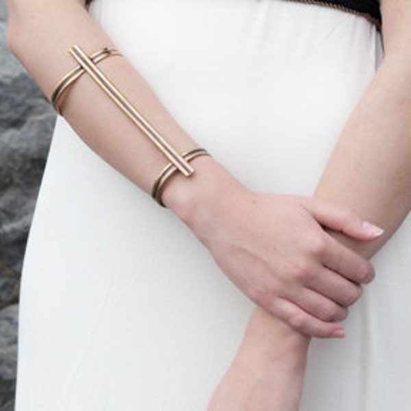 Terra geometric bracelet