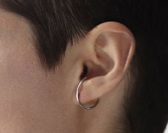 Tess minimal ear climber silver earrings
