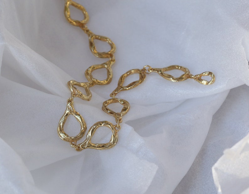 T55 necklace image 9