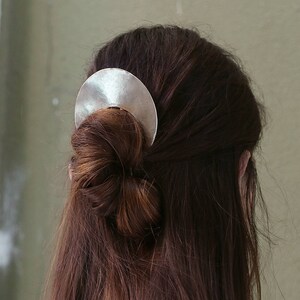 Cosmos hair pin image 2