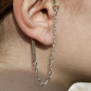 Thirteen ear climber image 3