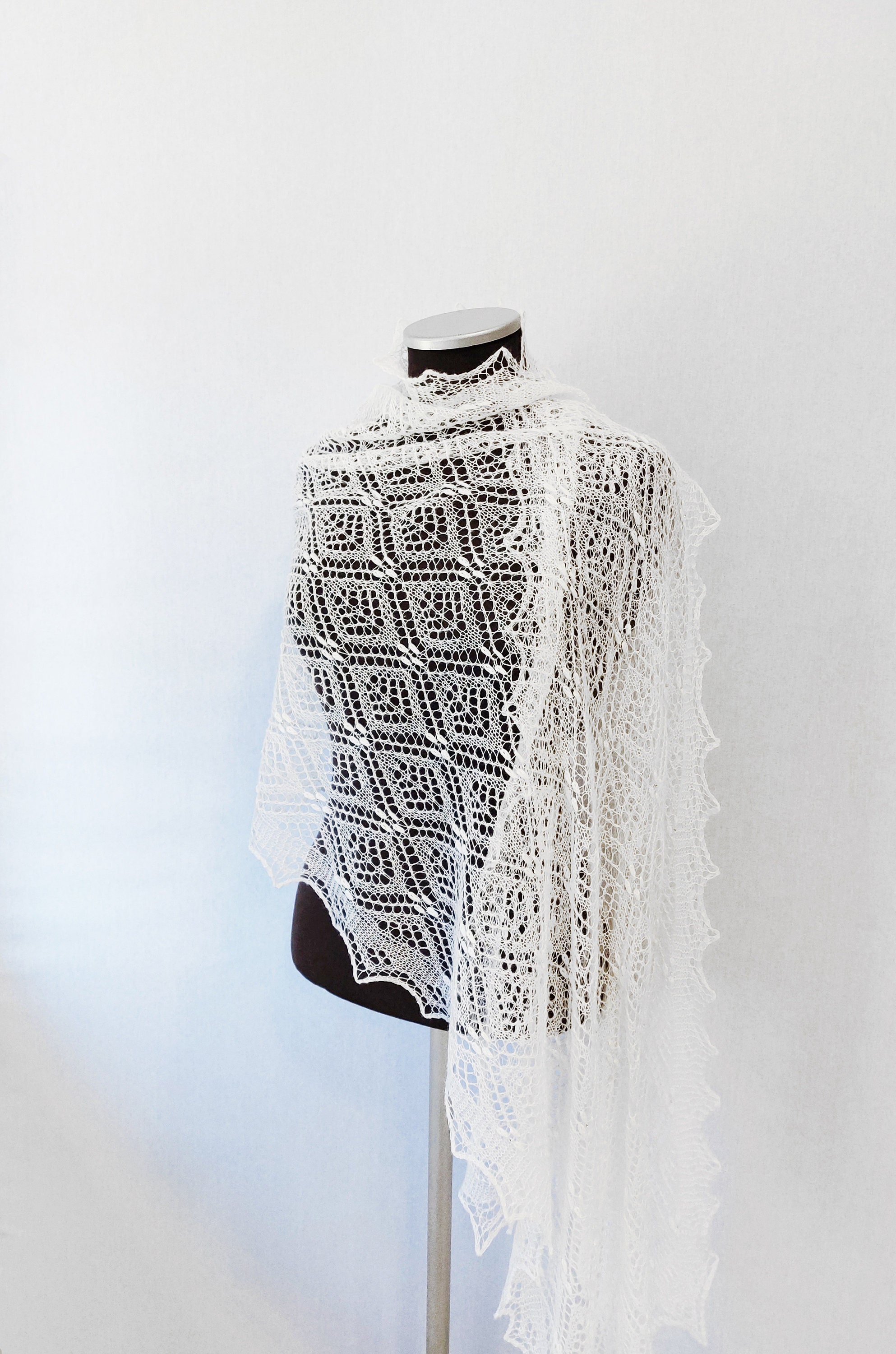 The Haapsalu Shawl ハープサルレース レース編み 本 エストニアより エレガントなハープサル・レース The Haapsalu