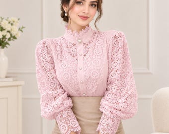 Elegant spetsblus: Hög hals, långärmad, romantisk feminin stil