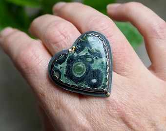 Starry Night Kambaba Fossil Jasper Heart Ring with Gold Dots
