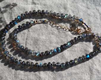 Labradorite Beaded Necklace, Hand-Knotted Beads, Flashy Labradorite Candy Style Necklace, Labradorite Necklace, 6mm Shimmery Blue Beads