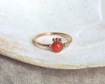 Natural Italian Red Coral 14k Gold Ring with Hammered Band, Size 6.5