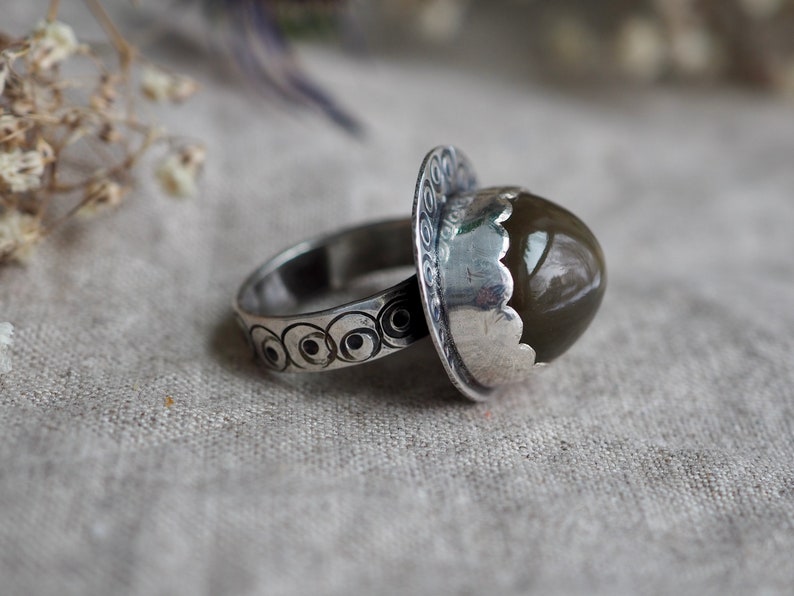 Chunky Moonstone, Green Moonstone Ring, Large Oval Moonstone Ring, Moonstone Ring Sterling Silver, Dark Silver Ring, Size 8.5 image 4