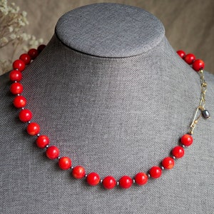 Large Red Coral Beaded Necklace, Coral and Pearl Statement Necklace, Big Coral Beads, 21 Layer Coral, Chunky Coral Necklace, Luxe Beads image 4