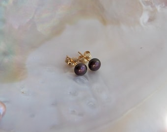 14k Gold Natural Dark Pearl Studs
