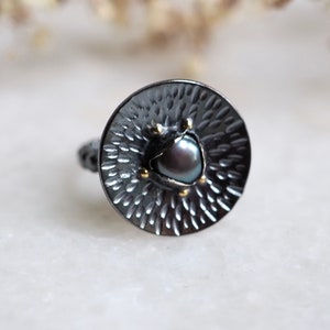 Dark Silver Pearl Ring, Hand Stamped Ring, Peacock Pearl Ring, Gold Dots, Mixed Metal Ring, Pearl Flower Ring, Ray Pattern Ring, Dark Pearl image 1