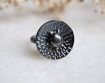 Dark Silver Pearl Ring,  Hand Stamped Ring, Peacock Pearl Ring, Gold Dots, Mixed Metal Ring, Pearl Flower Ring, Ray Pattern Ring, Dark Pearl