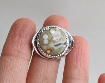 Neutral Tone Orbicular Ocean Jasper Eye Ring, Hand Stamped Pastel Sterling Silver Size 7