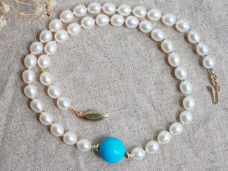 White Pearl Choker, Pearls and Turquoise necklace, Gold Pearl Necklace, Knotted Pearls 14k, Wedding Necklace, Rainbow Silk Pearls image 1