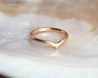 14k Gold Chevron Ring, Handmade Arch Band Size 5.75