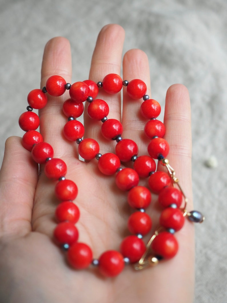 Large Red Coral Beaded Necklace, Coral and Pearl Statement Necklace, Big Coral Beads, 21 Layer Coral, Chunky Coral Necklace, Luxe Beads image 7