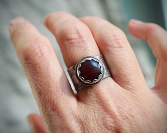 Rosarita Flower Petal Ring with Wide Silver Cigar Band - Size 8.5