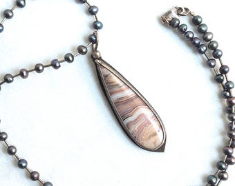 Pink Lace Agate Pendant with Silver Peacock Pearl Necklace