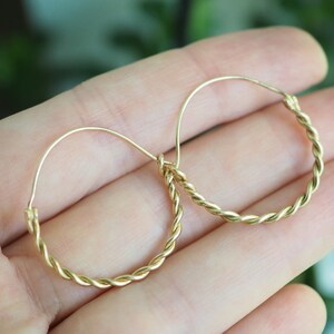 Solid 14k Gold Hoops, Hand Twisted Hoops, Medium Size Round Earrings, 14k Gold Earrings, Ancient Earrings, 1 inch Hoops, Handmade Gold Hoops image 3