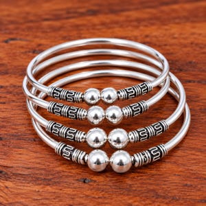 Set of 5 Silver Beaded Bangles, Silver Tone Stackable Bracelets, Oxidized Pattern Bangles, Boho Indian Jewelry, Textured Ball Bead Bangle