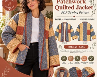 Könnte beinhalten: Ein PDF-Schnittmuster für eine Patchwork-Steppjacke im Kimono-Stil. Das Design zeigt blaue und gelbe Blumenstoffbahnen mit einfarbigen rostfarbenen Akzenten. Enthält technische Illustrationen für Vorder- und Rückseite, Größen XS-XXXL sowie Symbole für Sofort-Download, Schritt-für-Schritt-Anleitungen und Zuschnitttabellen.