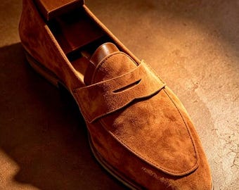 Handgemaakte loafers van puur suède leer voor heren