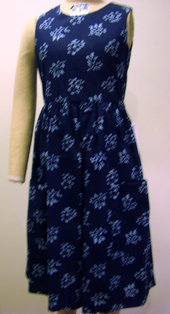 Navy jumper dress Gem